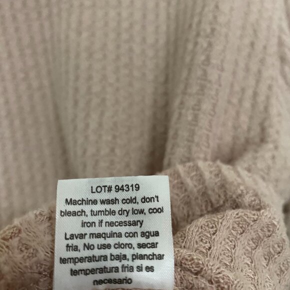 Pink Thermal Waffle Knit Women's Y2K O Ring 1/2 Zip Cropped Sweater Size Small - Picture 4 of 6